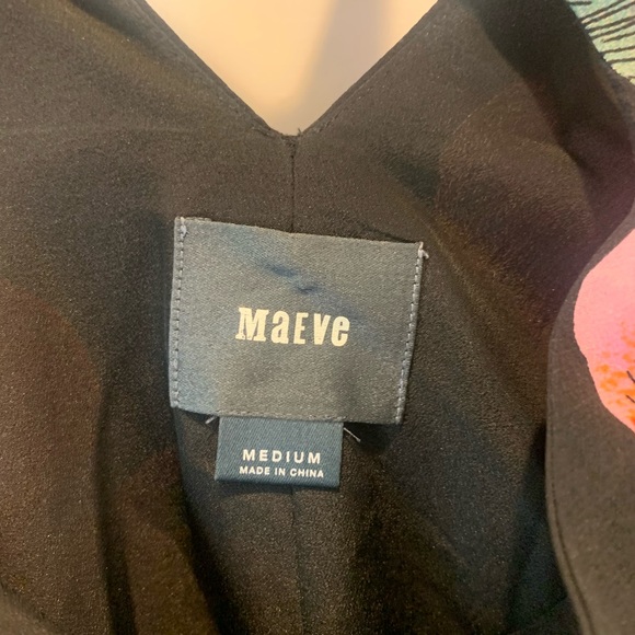 Gorgeous Maxi dress with flowers - Picture 4 of 4